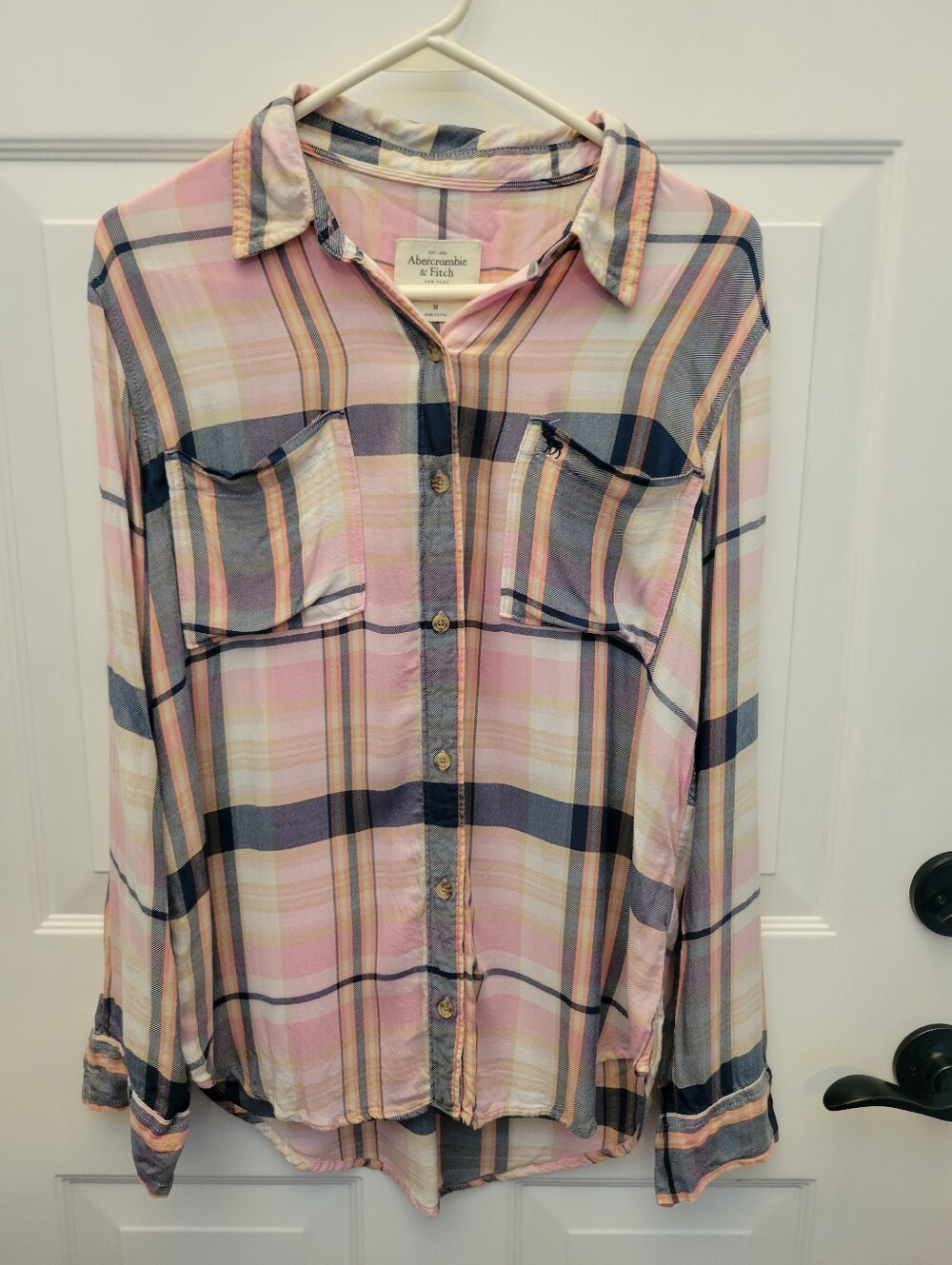 Abercrombie & Fitch Pink, Navy and Cream Plaid Shirt